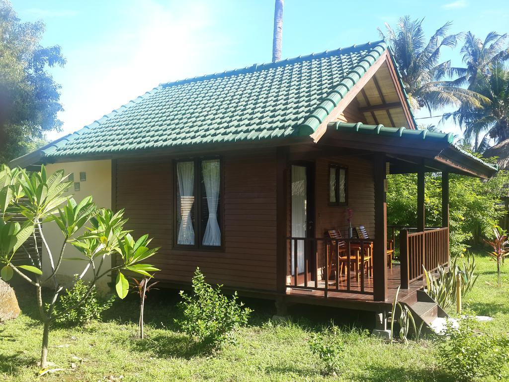 Oasi Bungalows Hotel Gili Air Exterior foto