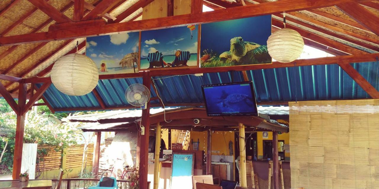 Oasi Bungalows Hotel Gili Air Exterior foto